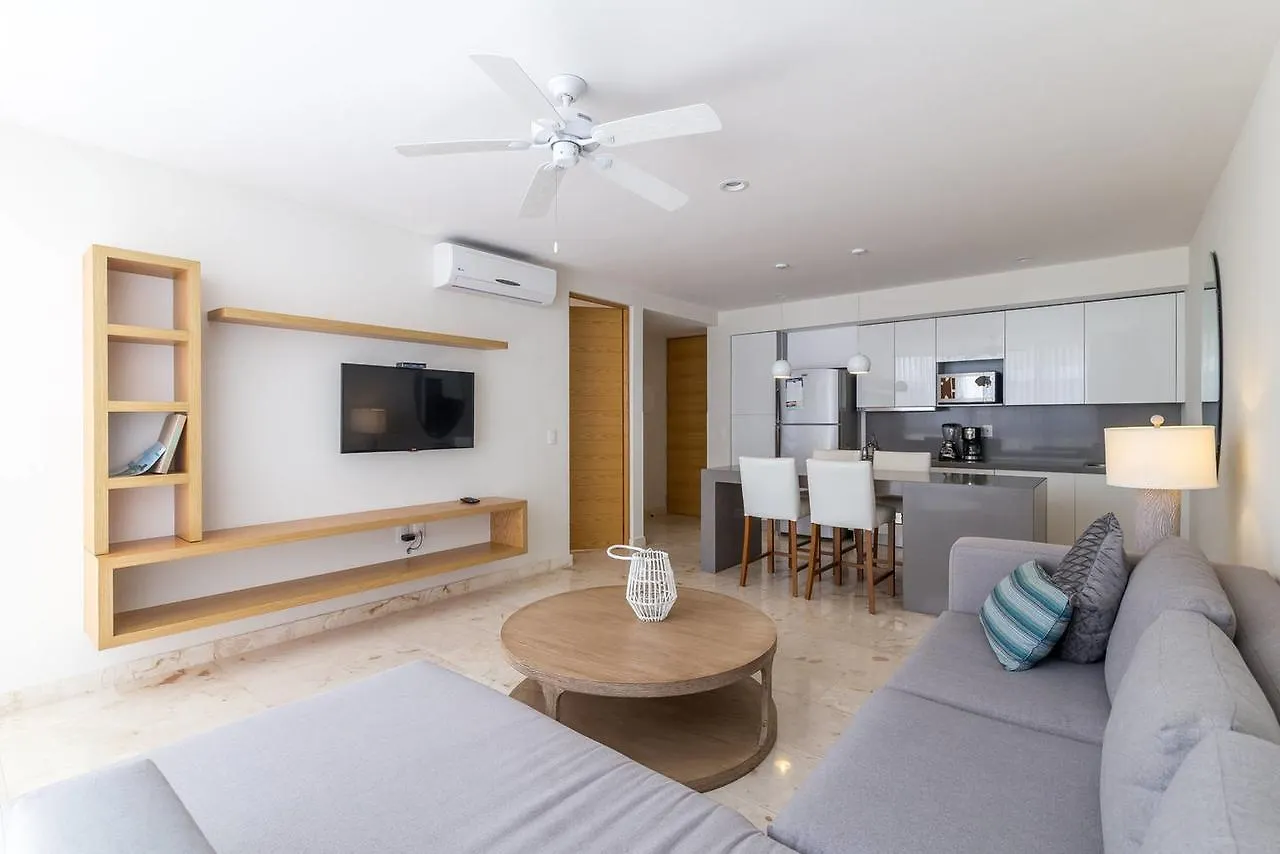 アパート Anah Luxury Suite プレヤデルカーメン メキシコ