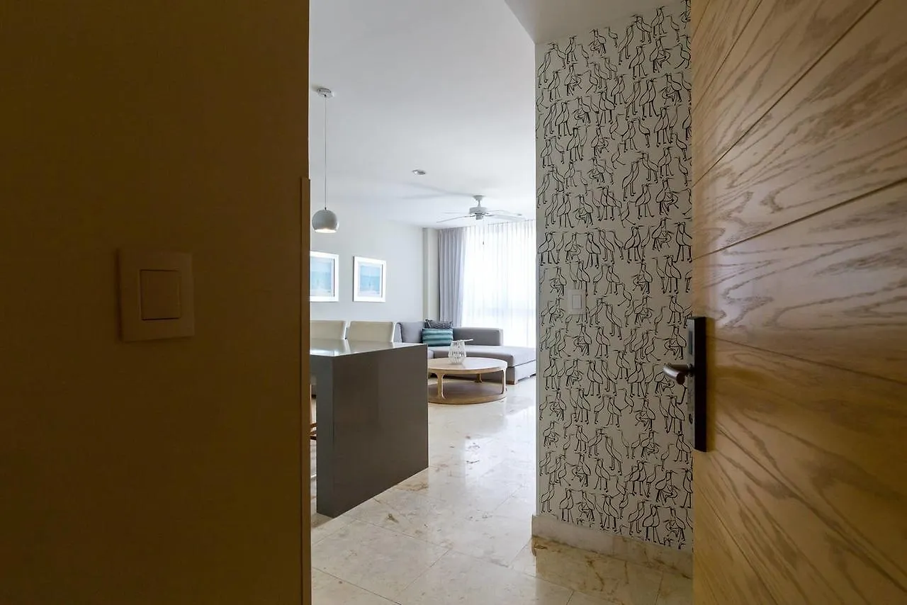 Anah Luxury Suite プレヤデルカーメン アパート