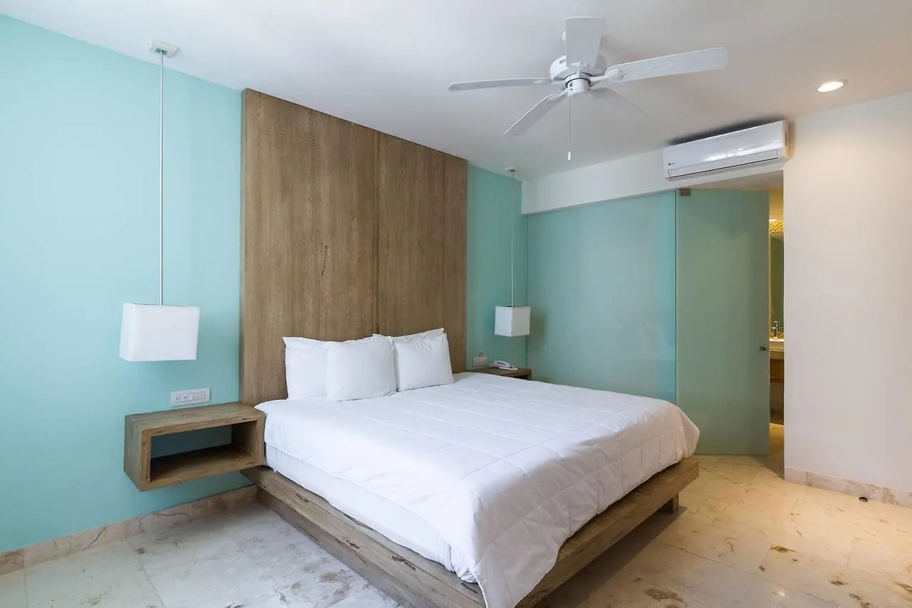 Anah Luxury Suite プレヤデルカーメン
